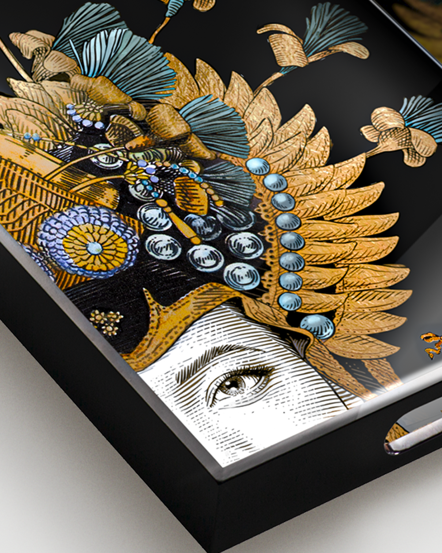 The Statement Tray Medium - Butonese Bride